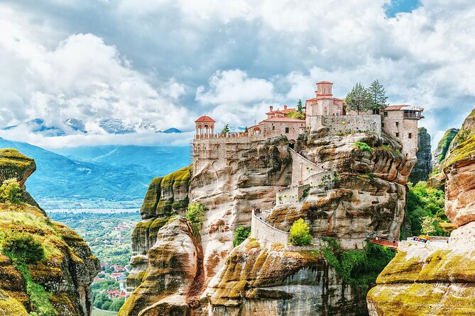 Meteora Full Day Private Tour from Athens including Lunch - Choose your monastery visits with care