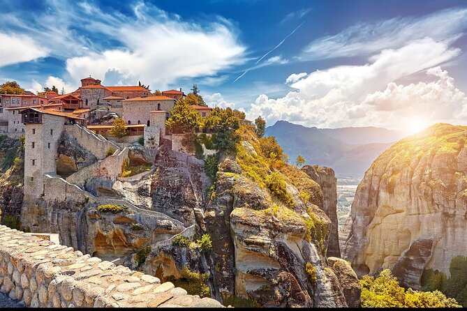 Meteora Full Day Private Tour from Athens including Lunch - A short Thermopylae stop breaks up the return