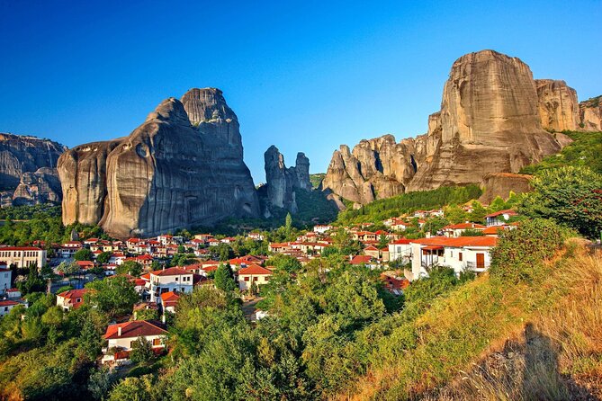 Meteora Full Day Private Tour from Athens including Lunch - Kalabaka and Kastraki give you a taste of the region