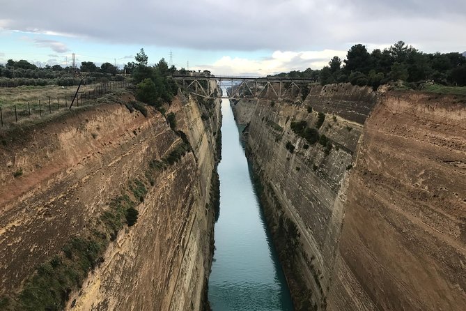 Mycenae and Nafplion Day Trip from Athens with Official guide - The Treasury of Atreus is a striking first stop