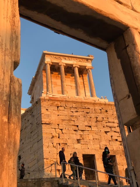 Parthenon & Acropolis Guided Tour in Spanish -Option Tickets - A two-hour walk through the Acropolis