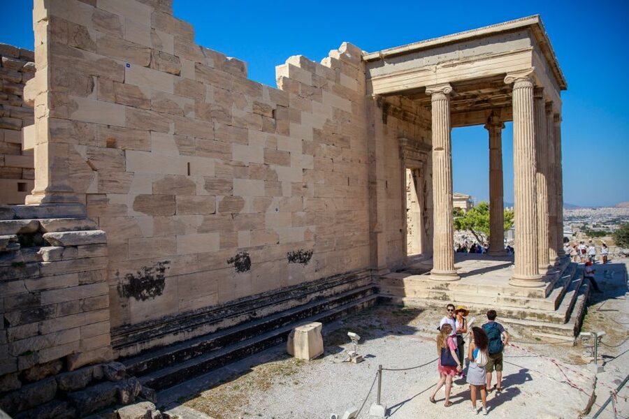 Private Guided Tour: Athens, Acropolis and Acropolis Museum - A short pause before the Acropolis Museum