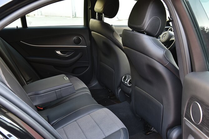 Private Limo Transfer From ATH Airport To Athens/Pireaus/Suburbs - What the 45-minute ride means in practice