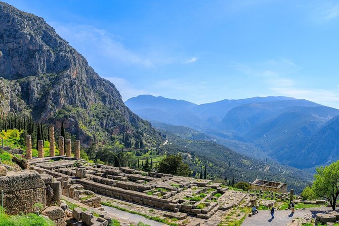 Thermopylae and Delphi Private Full-Day Tour from Athens - Delphi: sanctuary, museum and mountain views