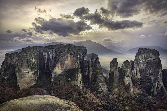 Thermopylae, Meteora and Delphi Private Full Day Tour - A local taverna meal in Athens