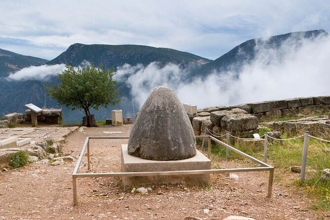 Thermopylae The battle of the 300 Spartans & Delphi Day Tour - A long day from Athens, with two very different chapters