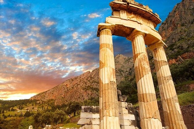 Thermopylae The battle of the 300 Spartans & Delphi Day Tour - What the price includes, and what it does not